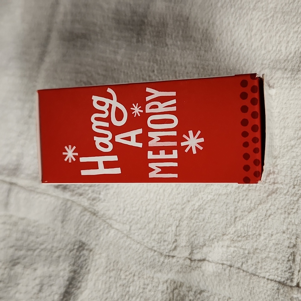 NWT 2013 Hallmark Keepsake 12 Days of Christmas Three French Hens Xmas Ornament - Picture 4 of 8